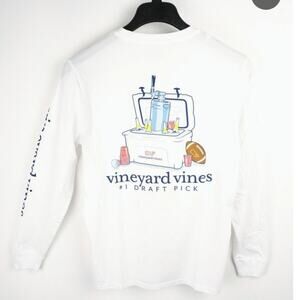 NWT Vineyard vines game-day NFL  100% cotton long sleeve clean fresh look